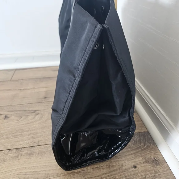 Tory Burch Black Ella Tote - Picture 7 of 9